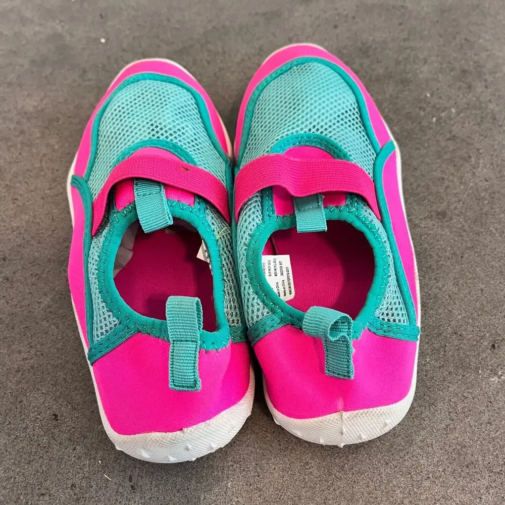 pink teal Youth girls water shoes size 13 slip on outdoor